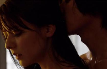 �վ����Ƽ������Ӿ� һ��ս��Ů�Ĺ���